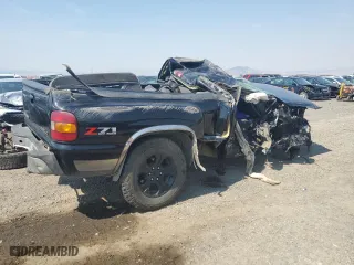2002 Chevrolet Silverado 1500 LS with VIN 1GCEK14T02Z111673, listed as a Copart auction lot 68922974 with 0 mi miles and Clean Title. Bid and sale history available at carsss.com. Image 3.
