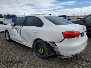 2013 Volkswagen Jetta SE with VIN 3VWDP7AJ6DM360239, listed as a Copart auction lot 47421025 with 119,596 mi miles and Salvage title. Bid and sale history available at DreamBid. Image 2.