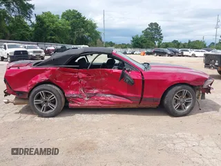 2012 Ford Mustang V6 with VIN 1ZVBP8EM5C5286673, listed as a IAAI auction lot 42172106 with 207,627 mi miles and . Bid and sale history available at DreamBid. Image 18.