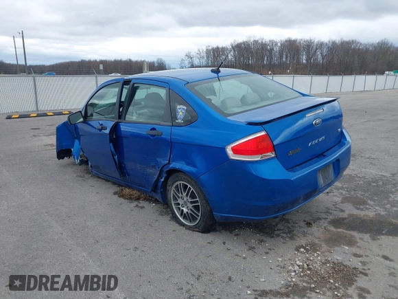 2010 Ford Focus SE with VIN 1FAHP3FN5AW142965, listed as a IAAI auction lot 41847172 with 200,317 mi miles. Bid and sale history available at carsss.com. Image 3.
