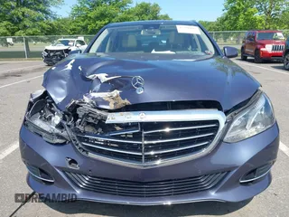 2016 Mercedes-Benz E 350 Luxury z VIN WDDHF8JB4GB232945, wystawiony jako IAAI lot #42396845 z przebiegiem 78 534 mil mil oraz . Historia ofert i sprzedaży dostępna na DreamBid. Obrazek 6.