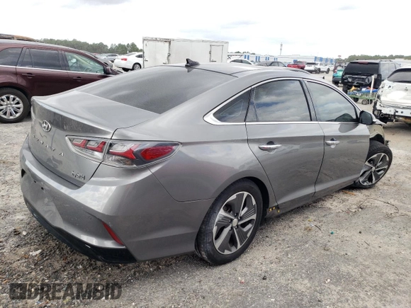2018 Hyundai Sonata Hybrid Limited with VIN KMHE34L31JA078739, listed as a Copart auction lot 80215894 with 60,116 mi miles and Salvage Title. Bid and sale history available at carsss.com. Image 3.