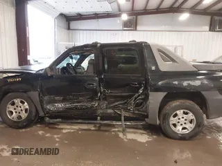 2003 Chevrolet Avalanche z VIN 3GNEK13T63G292241, wystawiony jako IAAI lot #41211184 z przebiegiem 258 158 mil mil oraz . Historia ofert i sprzedaży dostępna na DreamBid. Obrazek 14.