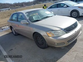2000 Toyota Avalon XL with VIN 4T1BF28B0YU088671, listed as a IAAI auction lot 41501264 with Not Provided miles and . Bid and sale history available at DreamBid. Image 1.