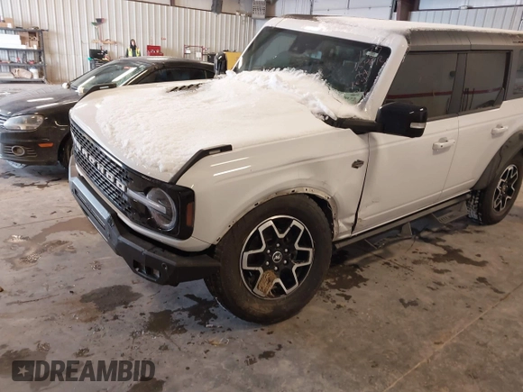 2021 Ford Bronco with VIN 1FMEE5DP6MLA71957, listed as a IAAI auction lot 41587072 with 42,896 mi miles and . Bid and sale history available at DreamBid. Image 6.