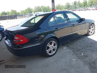 2006 Mercedes-Benz E 350 with VIN WDBUF56J16A939818, listed as a IAAI auction lot 42213057 with 209,324 mi miles and . Bid and sale history available at DreamBid. Image 4.