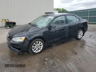 2012 Volkswagen Jetta SE z VIN 3VWBP7AJ3CM123374, wystawiony jako Copart lot #56467695 z przebiegiem 116 245 mil mil oraz Szkoda całkowita • Salvage title. Historia ofert i sprzedaży dostępna na DreamBid. Obrazek 1.