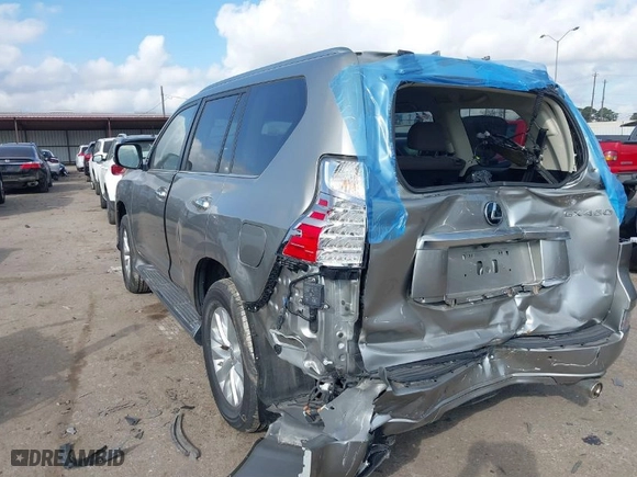 2022 Lexus GX with VIN JTJAM7BX0N5325072, listed as a IAAI auction lot 41504132 with 43,170 mi miles. Bid and sale history available at carsss.com. Image 3.