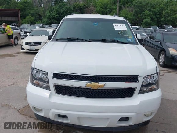 2007 Chevrolet Tahoe LT z VIN 1GNFC13027R112945, wystawiony jako IAAI lot #42178102 z przebiegiem 202 858 mil mil oraz . Historia ofert i sprzedaży dostępna na DreamBid. Obrazek 6.
