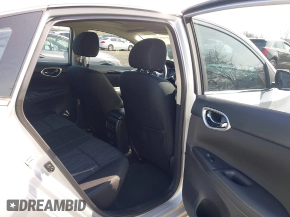 2019 Nissan Sentra SV with VIN 3N1AB7AP6KY381447, listed as a IAAI auction lot 41920765 with 22,076 mi miles and . Bid and sale history available at DreamBid. Image 8.