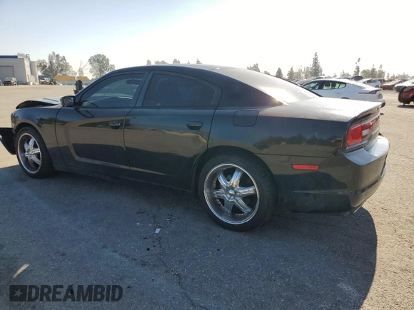 2013 Dodge Charger SE z VIN 2C3CDXBG6DH640417, wystawiony jako Copart lot #46549115 z przebiegiem 176 853 mil mil oraz Szkody całkowita. Historia ofert i sprzedaży dostępna na DreamBid. Obrazek 2.