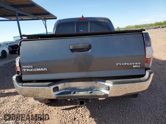 2013 Toyota Tacoma PreRunner z VIN 3TMJU4GN2DM142113, wystawiony jako Copart lot #59042115 z przebiegiem 155 687 mil mil oraz Szkoda całkowita • Salvage title. Historia ofert i sprzedaży dostępna na DreamBid. Obrazek 6.