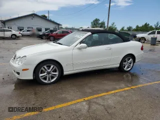 2008 Mercedes-Benz CLK 350 z VIN WDBTK56G88F234161, wystawiony jako Copart lot #61867195 z przebiegiem 247 175 mil mil oraz Szkoda całkowita • Salvage title. Historia ofert i sprzedaży dostępna na DreamBid. Obrazek 1.
