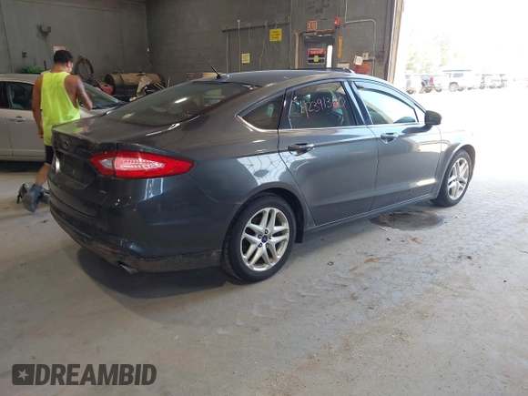 2015 Ford Fusion SE with VIN 3FA6P0H71FR165870, listed as a IAAI auction lot 42391360 with 152,898 mi miles and . Bid and sale history available at DreamBid. Image 4.