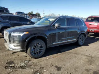 2024 Volvo XC90 Plus Bright Theme z VIN YV4062JE6R1188967, wystawiony jako Copart lot #87883235 z przebiegiem 10 509 mil mil oraz Szkoda całkowita • Salvage title. Historia ofert i sprzedaży dostępna na DreamBid. Obrazek 1.