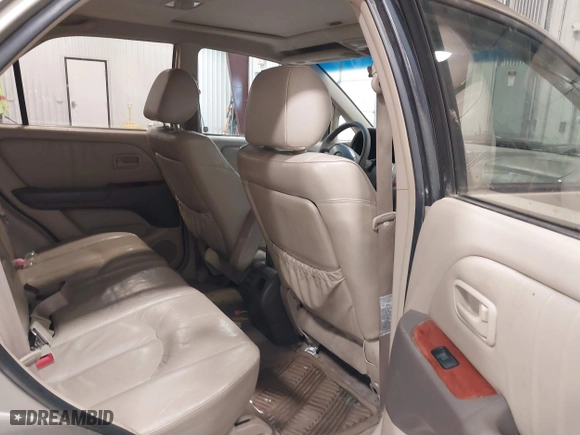 1999 Lexus RX 300 Luxury SUV with VIN JT6HF10U1X0013464, listed as a IAAI auction lot 42088616 with 254,653 mi miles. Bid and sale history available at carsss.com. Image 8.