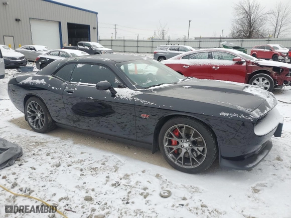 2016 Dodge Challenger SRT 392 with VIN 2C3CDZDJ1GH125186, listed as a Copart auction lot 88037445 with 16,405 mi miles and Salvage Title. Bid and sale history available at carsss.com. Image 4.