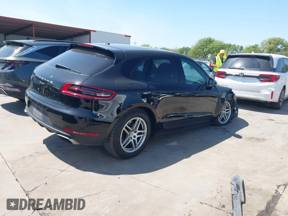 2018 Porsche Macan with VIN WP1AA2A56JLB07463, listed as a IAAI auction lot 41869415 with 112,053 mi miles. Bid and sale history available at carsss.com. Image 4.