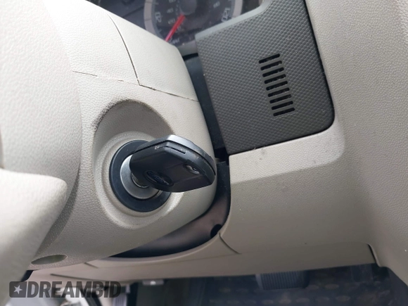2008 Ford Escape Hybrid with VIN 1FMCU59H38KC38282, listed as a IAAI auction lot 42136889 with 233,123 mi miles. Bid and sale history available at carsss.com. Image 11.