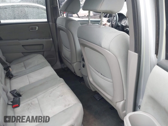 2015 Honda Pilot LX with VIN 5FNYF4H21FB020315, listed as a IAAI auction lot 42072899 with Not Provided miles and . Bid and sale history available at carsss.com. Image 8.