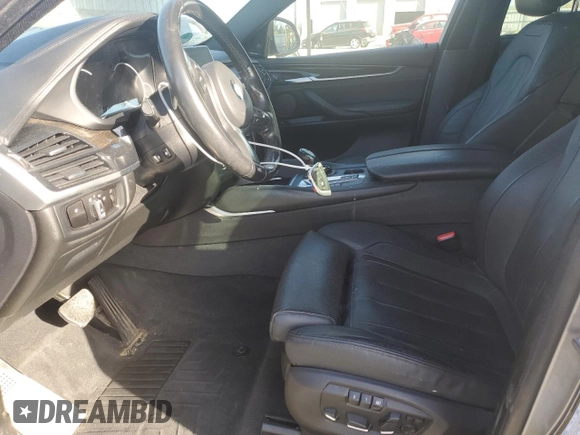 2016 BMW X6 xDrive50i z VIN 5UXKU6C57G0R33958, wystawiony jako Copart lot #49774065 z przebiegiem 124 226 mil mil oraz Szkoda całkowita • Salvage title. Historia ofert i sprzedaży dostępna na DreamBid. Obrazek 7.