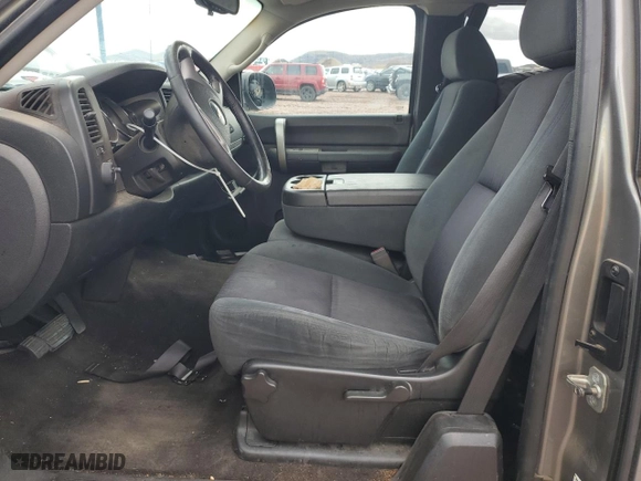 2009 Chevrolet Silverado 1500 LT with VIN 1GCEC29J29E151328, listed as a Copart auction lot 47799075 with 150,941 mi miles and Salvage Title. Bid and sale history available at carsss.com. Image 7.