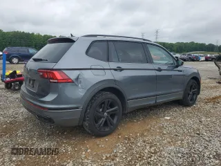 2024 Volkswagen Tiguan SE R-Line Black z VIN 3VVCB7AX0RM109453, wystawiony jako Copart lot #55973745 z przebiegiem 9 620 mil mil oraz Czysty tytuł • Clean title. Historia ofert i sprzedaży dostępna na DreamBid. Obrazek 3.