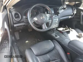 2014 Nissan Maxima SV z VIN 1N4AA5AP4EC462633, wystawiony jako Copart lot #60124815 z przebiegiem Nie podano mil oraz Szkoda całkowita • Salvage title. Historia ofert i sprzedaży dostępna na DreamBid. Obrazek 8.