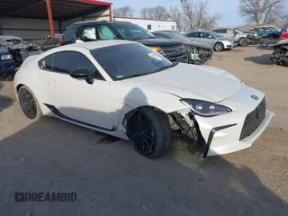 2023 Toyota GR86 Premium with VIN JF1ZNBF18P8760859, listed as a IAAI auction lot 41041034 with 61,721 mi miles. Bid and sale history available at carsss.com. Image 1.