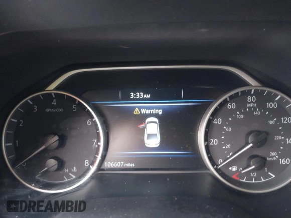 2017 Nissan Maxima SV with VIN 1N4AA6AP8HC365932, listed as a IAAI auction lot 41536444 with 106,607 mi miles. Bid and sale history available at carsss.com. Image 7.