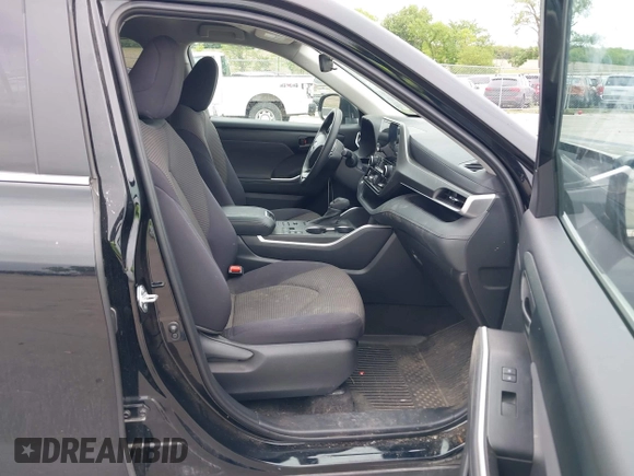 2023 Toyota Highlander L with VIN 5TDKDRBH2PS515299, listed as a IAAI auction lot 42336203 with 23,301 mi miles and . Bid and sale history available at DreamBid. Image 5.