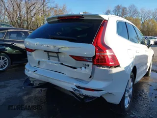 2019 Volvo XC60 Momentum with VIN LYV102RK8KB381803, listed as a IAAI auction lot 40925515 with 99,530 mi miles and . Bid and sale history available at DreamBid. Image 6.