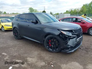 2024 Land Rover Range Rover Sport Dynamic SE z VIN SAL1L9FU1RA413863, wystawiony jako IAAI lot #42213958 z przebiegiem 15 643 mil mil oraz . Historia ofert i sprzedaży dostępna na DreamBid. Obrazek 1.