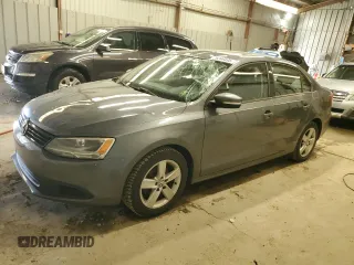 2012 Volkswagen Jetta SE с VIN 3VWDP7AJ0CM130999, выставлен на аукционе Copart как лот 56244435 с пробегом 194 098 миль миль и Списание • Salvage title. История ставок и продаж доступна на DreamBid. Изображение 1.