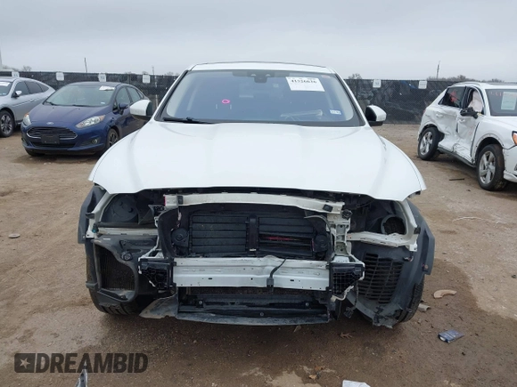 2018 Jaguar F-PACE 30t Premium with VIN SADCJ2GX5JA235163, listed as a IAAI auction lot 41526626 with 135,160 mi miles. Bid and sale history available at carsss.com. Image 13.