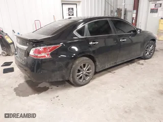 2015 Nissan Altima 2.5 with VIN 1N4AL3AP0FN894155, listed as a IAAI auction lot 41682914 with 150,200 mi miles. Bid and sale history available at carsss.com. Image 4.