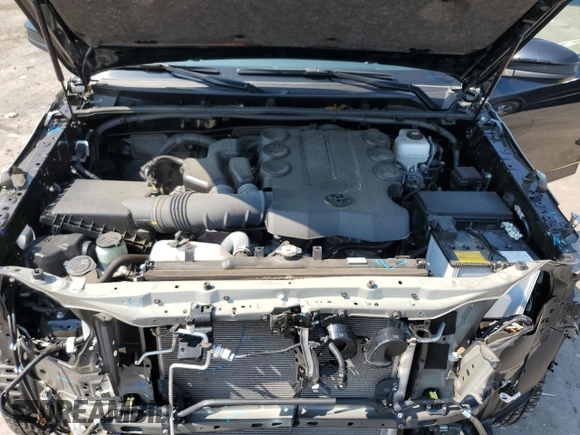 2023 Toyota 4Runner SR5 with VIN JTEMU5JR6P6103555, listed as a Copart auction lot 63914615 with 30,223 mi miles and Salvage title. Bid and sale history available at DreamBid. Image 12.