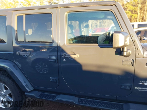 2017 Jeep Wrangler Unlimited Sahara with VIN 1C4BJWEGXHL686766, listed as a IAAI auction lot 41305319 with 97,806 mi miles. Bid and sale history available at carsss.com. Image 13.