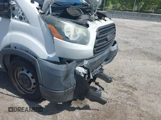 2016 Ford Transit Cargo с VIN 1FTYR1YM2GKB07832, выставлен на аукционе IAAI как лот 42614414 с пробегом Не указан миль и . История ставок и продаж доступна на DreamBid. Изображение 6.