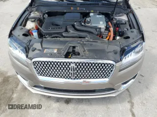 2019 Lincoln MKZ Hybrid z VIN 3LN6L5KU4KR604213, wystawiony jako Copart lot #72761484 z przebiegiem 62 469 mil mil oraz Nie do naprawy • Non repairable. Historia ofert i sprzedaży dostępna na DreamBid. Obrazek 11.