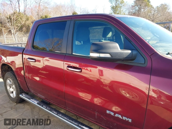 2019 Ram 1500 Big Horn/Lone Star with VIN 1C6SRFFT8KN870451, listed as a IAAI auction lot 41639815 with 100,924 mi miles. Bid and sale history available at carsss.com. Image 13.