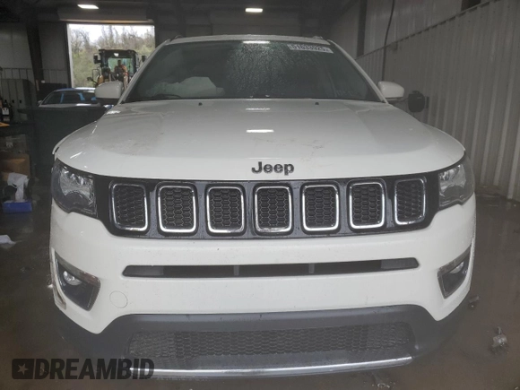 2019 Jeep Compass Limited with VIN 3C4NJCCB5KT660039, listed as a Copart auction lot 51633925 with 81,987 mi miles and Salvage title. Bid and sale history available at DreamBid. Image 5.