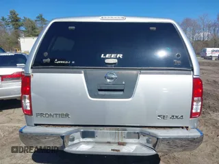 2007 Nissan Frontier SE with VIN 1N6AD09W97C423696, listed as a IAAI auction lot 42010577 with 117,096 mi miles. Bid and sale history available at carsss.com. Image 16.