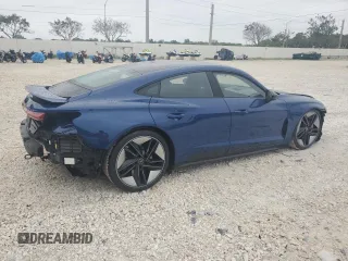 2023 Audi RS e-tron GT z VIN WAUBHBFW1P7903684, wystawiony jako Copart lot #76603094 z przebiegiem 6071 mil mil oraz Nie do naprawy. Historia ofert i sprzedaży dostępna na DreamBid. Obrazek 3.