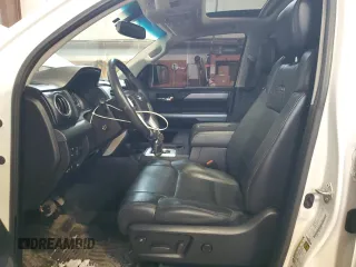 2015 Toyota Tundra Platinum z VIN 5TFAY5F1XFX442410, wystawiony jako Copart lot #44332795 z przebiegiem 134 050 mil mil oraz Szkoda całkowita • Salvage title. Historia ofert i sprzedaży dostępna na DreamBid. Obrazek 7.