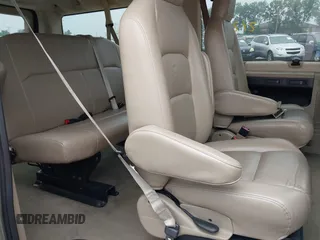 2009 Ford Econoline Passenger XL с VIN 1FMNE11L09DA70797, выставлен на аукционе IAAI как лот 42512127 с пробегом 180 509 миль миль и . История ставок и продаж доступна на DreamBid. Изображение 8.