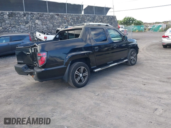 2013 Honda Ridgeline Sport z VIN 5FPYK1F74DB011010, wystawiony jako IAAI lot #42185036 z przebiegiem 80 438 mil mil oraz . Historia ofert i sprzedaży dostępna na DreamBid. Obrazek 4.