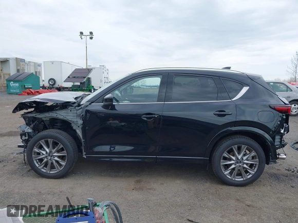 2025 Mazda CX-5 S Premium Plus with VIN JM3KFBEM0S0618749, listed as a IAAI auction lot 42011401 with 270 mi miles and . Bid and sale history available at carsss.com. Image 14.