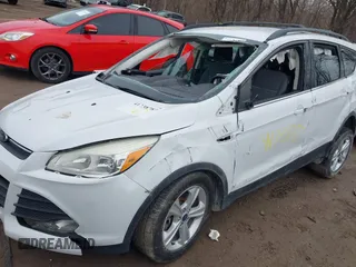 2014 Ford Escape SE with VIN 1FMCU9G9XEUA44349, listed as a IAAI auction lot 41738787 with 54,909 mi miles. Bid and sale history available at carsss.com. Image 13.