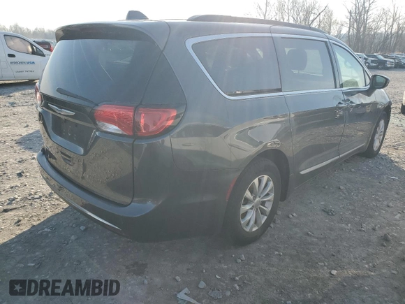 2017 Chrysler Pacifica Touring L with VIN 2C4RC1BG5HR739106, listed as a Copart auction lot 50068415 with 165,688 mi miles and Salvage Title. Bid and sale history available at DreamBid. Image 3.